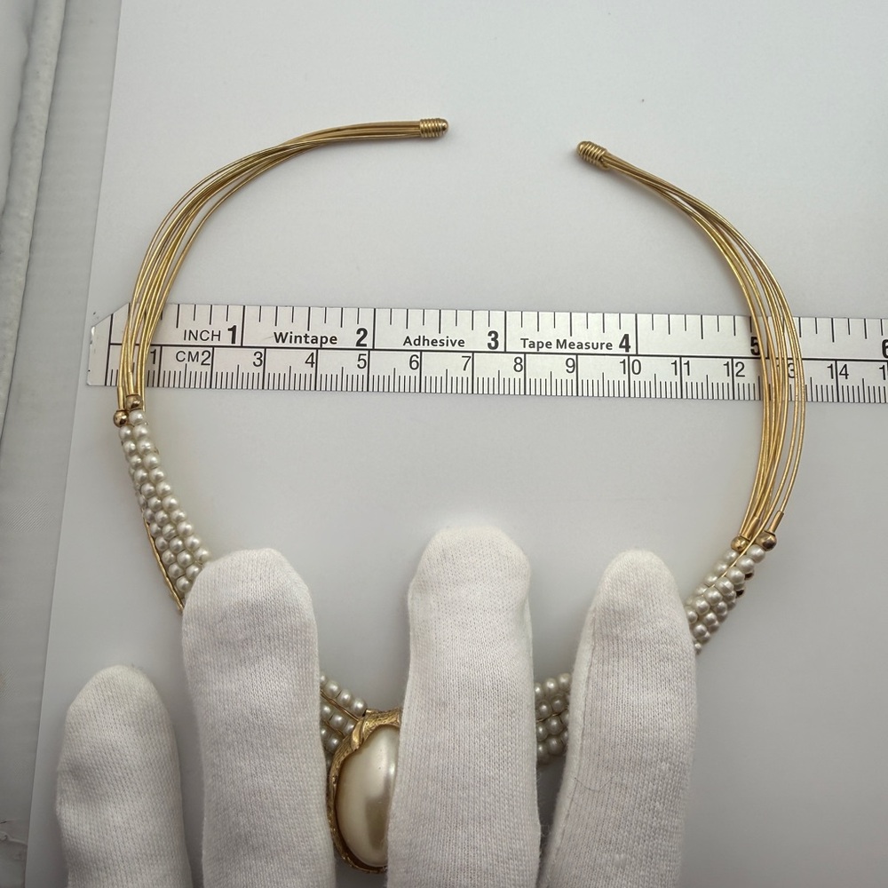 Elegant Gold Toned and Faux Pearl Choker/Necklace Sits at the Throat - Picture 10 of 10
